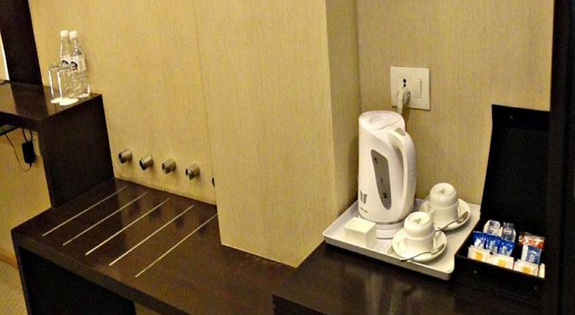 ホテル Corporate Regency ニューデリー 部屋 写真