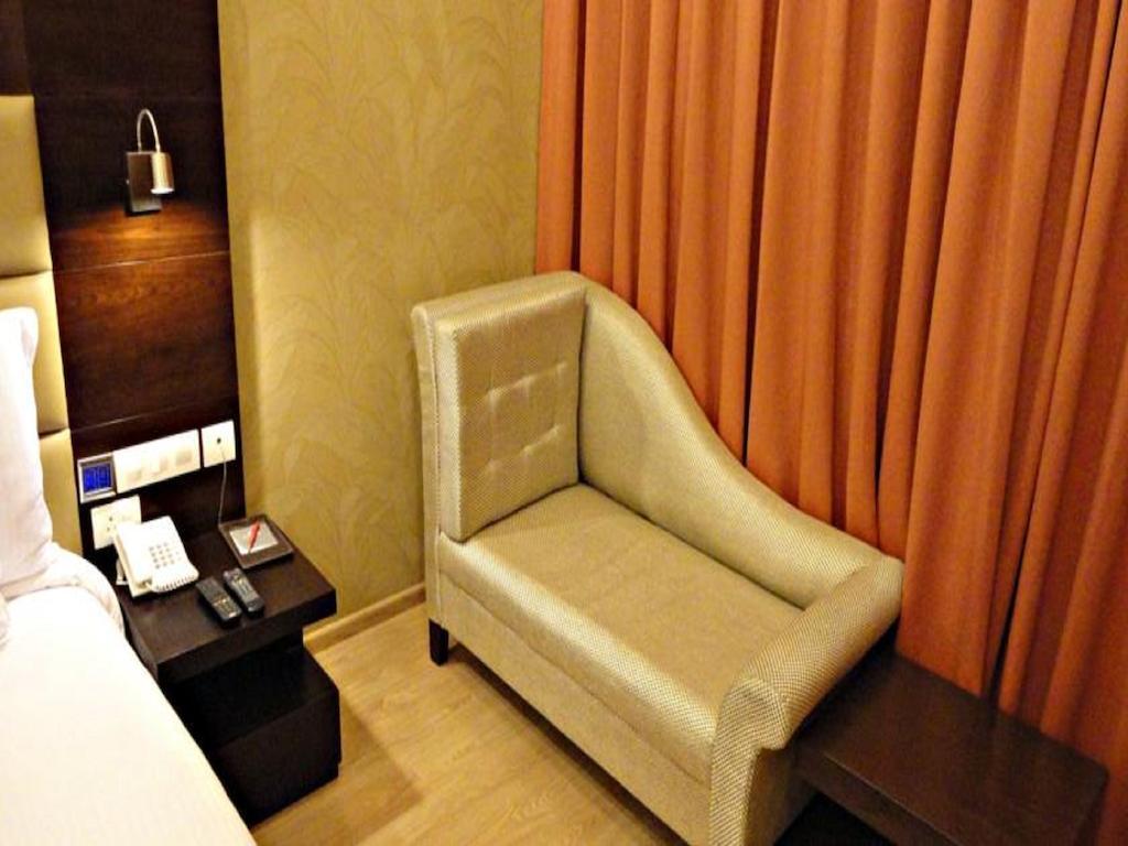 ホテル Corporate Regency ニューデリー 部屋 写真
